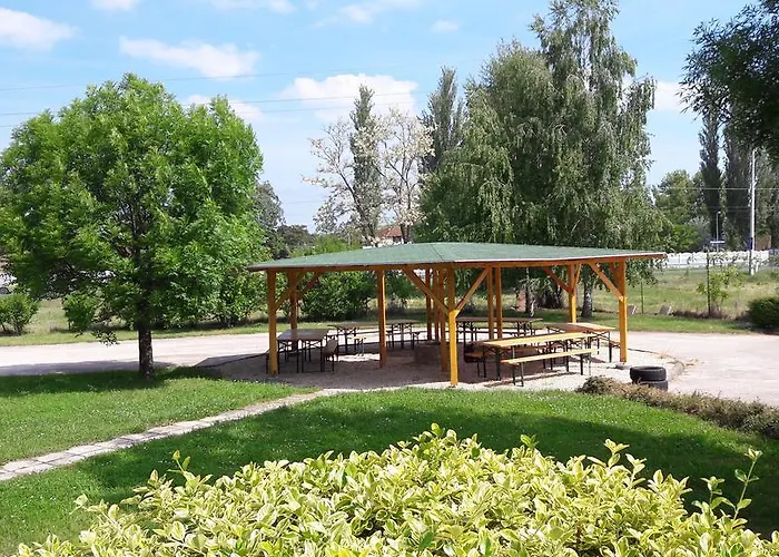 Hostel Touring & Sport *