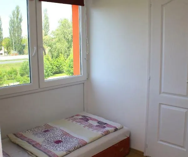 Touring & Sport * שיופוק