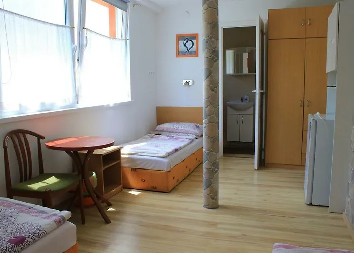 Touring & Sport * שיופוק