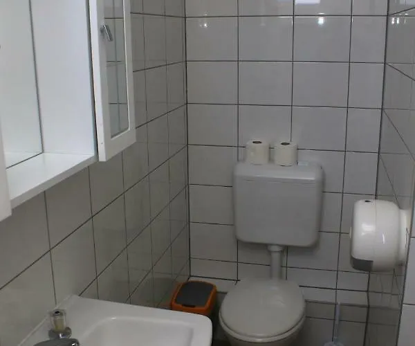 Touring & Sport אכסניה