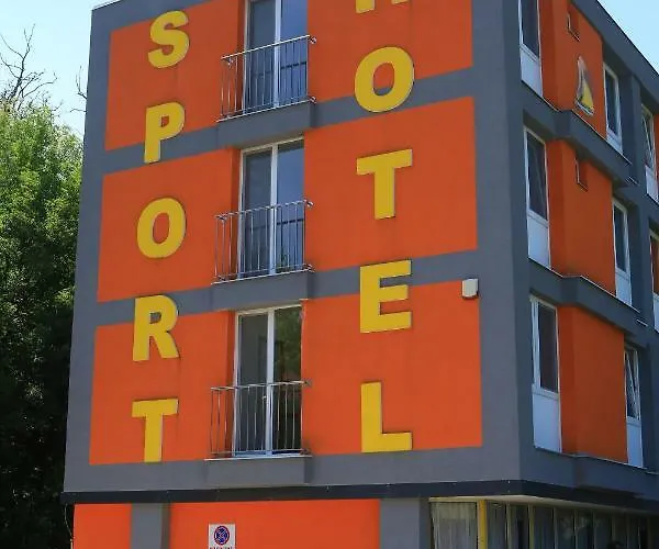 Hostel Touring & Sport *